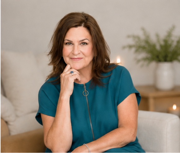 Ann Marie Rogers, mindfulness coach and MBSR teacher, wearing teal